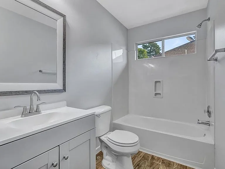 2927 Cypress Island Dr — Photo 23