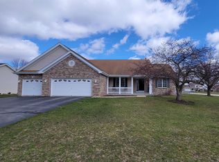 13135 Stamford Ln, Rockton, IL 61072
