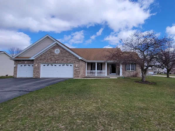 13135 Stamford Ln, Rockton, IL 61072