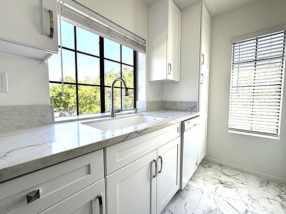 3rd image of 10930 Summerdale Way APT 330