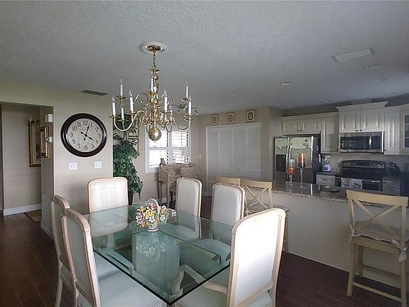 5th image of 2507 Royal Pines Cir #2-H