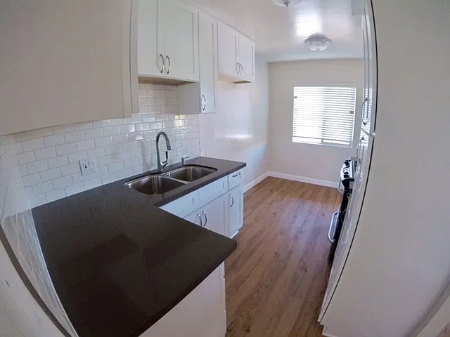 11620 Bellflower Blvd — Photo 4