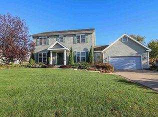 802 Sunnybrook Dr, Deforest, WI 53532