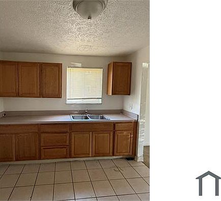 1st image of 23878 Banbury Cir APT 1
