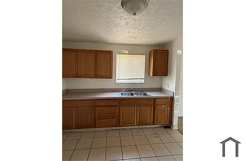 23878 Banbury Cir #1 Photo 1