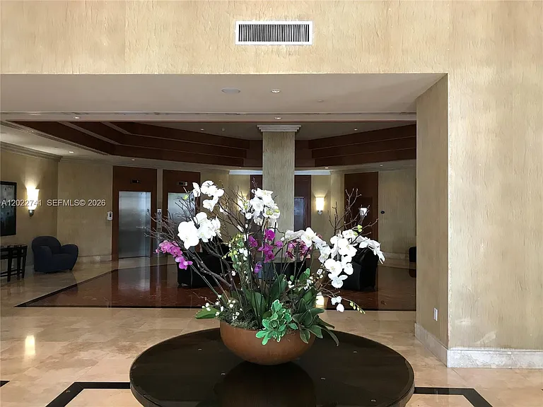 7900 Harbor Island Dr #523 — Photo 36
