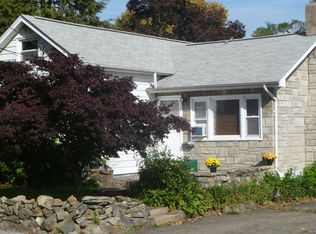 12 Glen Rd, Highland Falls, NY 10928