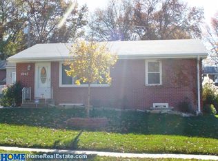 6943 Lynn St, Lincoln, NE 68505