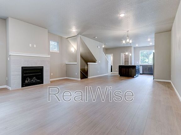 4th image of 21273 SW Ortiz Ln