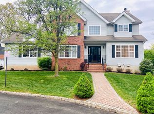 13 Nostrand Rd, Hillsborough, NJ 08844