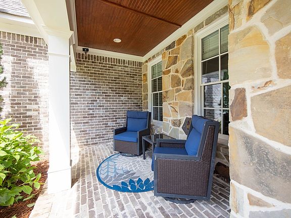 4th image of 8741 Creekrise Dr