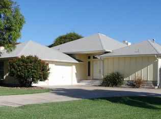 102 Hawthorne Pl, Portland, TX 78374