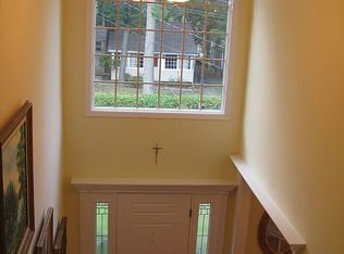 306 Top Ave, Green Brook, NJ 08812