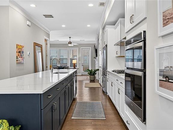 3rd image of 1601 Aldworth Pl #A