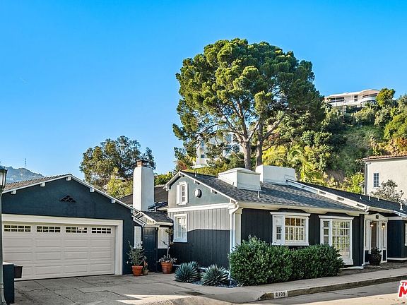 3rd image of 2109 Castilian Dr