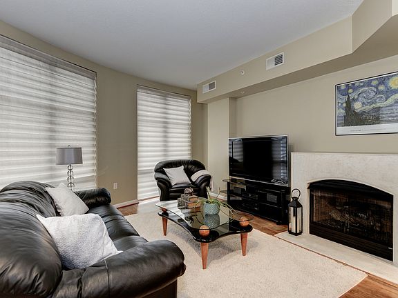 5th image of 1021 N Garfield St APT 137