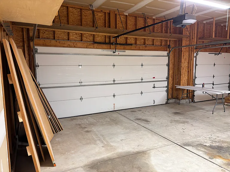 4172 N Oliver St — Photo 39