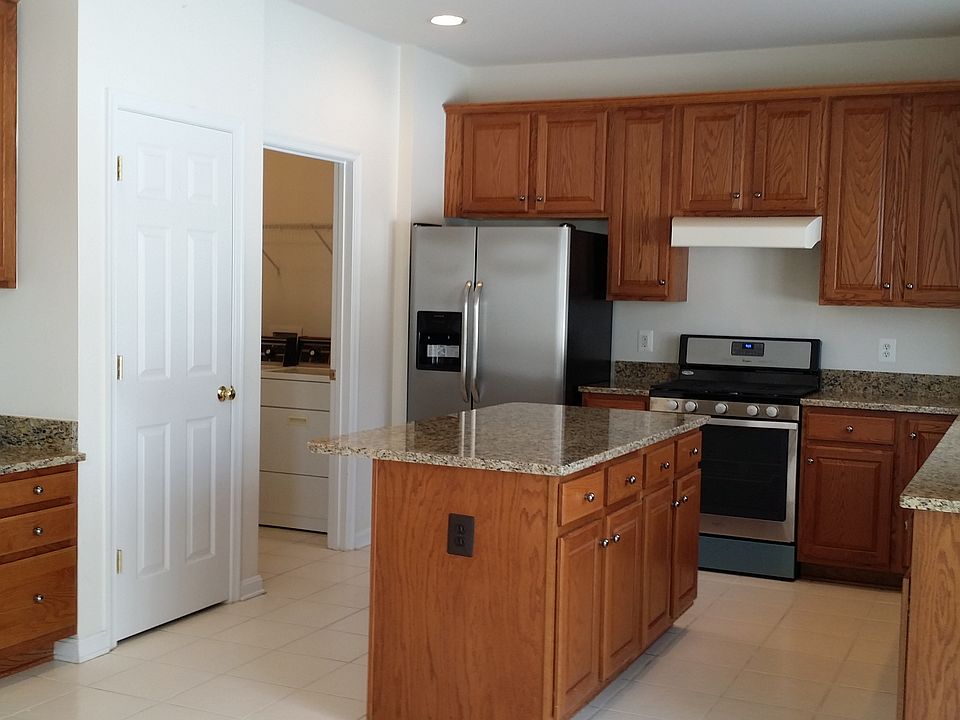 1st image of 8180 Paper Birch Dr