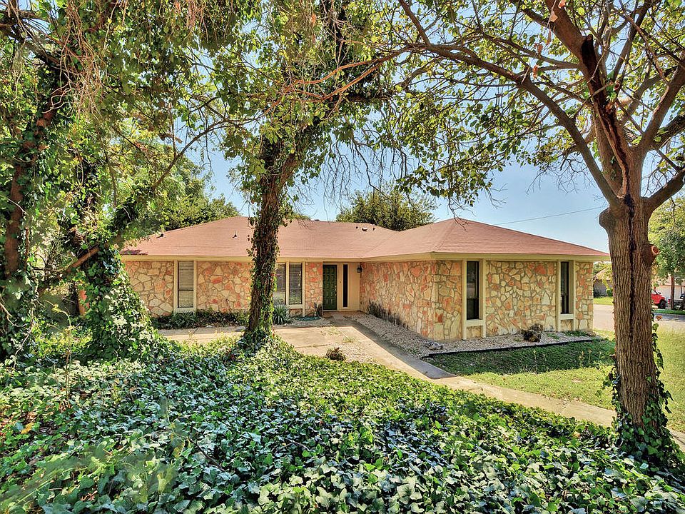 1st image of 1511 Spicewood Cir