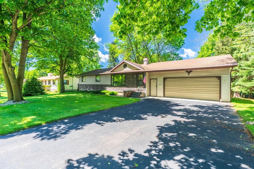 3706 SANDY LANE, Weston, WI - View 2