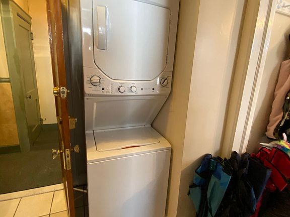 2nd image of 139 Gainsborg Ave