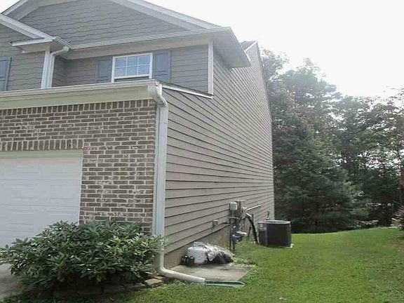 3rd image of 178 Pinnacle Point Ct