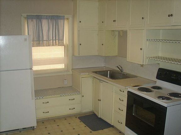 2nd image of 616 N 30th St