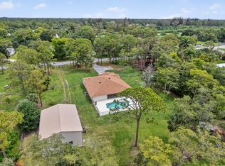 16064 E Brighton Dr, Loxahatchee, FL 33470