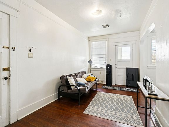 5th image of 1409 Pine St Unit A