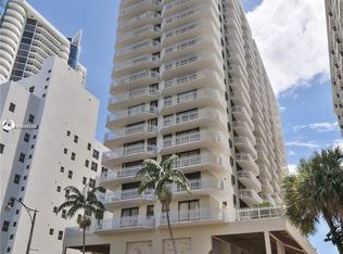 6061 Collins Ave APT 8A, Miami Beach, FL 33140