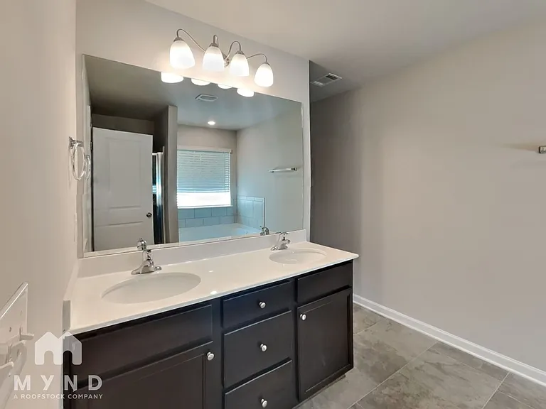 4952 Lower Elm St #18 — Photo 10