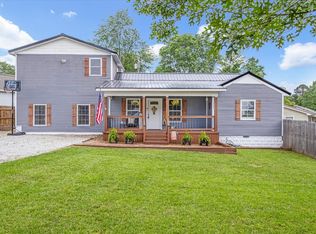 507 Riverside Dr, Manchester, TN 37355