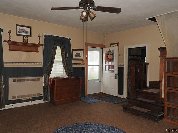 4th image of 7408 Academy St