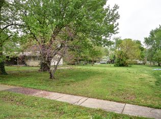 2124 S Grant Ave, Springfield, MO 65807