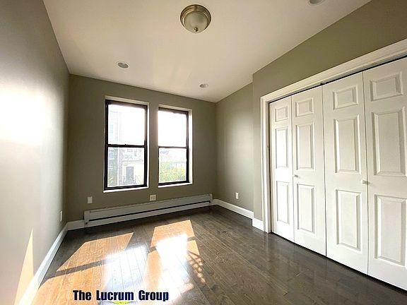 4th image of 730 Sackett St APT 5