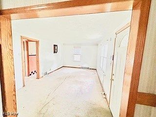 5th image of 15705 Fernway Dr
