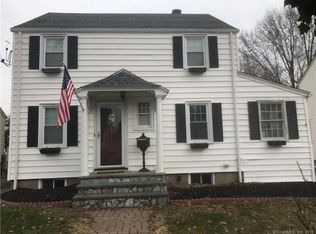 356 Woodstock Ave, Stratford, CT 06614