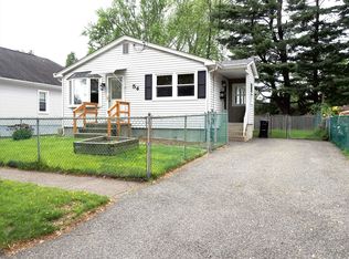 54 Stewart St, Chicopee, MA 01020