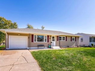 2217 N Ohio Ave, Davenport, IA 52804