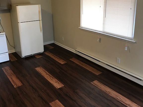 2nd image of 852 Little Bay Ave APT 6