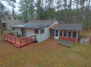 E5687 N Shore Rd, Weyauwega, WI 54983