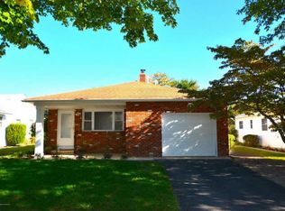 122 Fort De France Ave, Toms River, NJ 08757