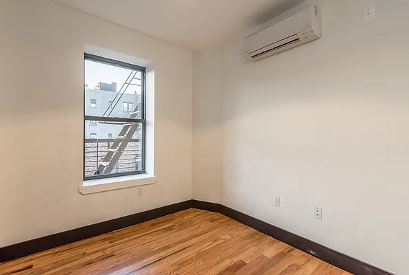 Rented by Nooklyn NYC LLC | media 32