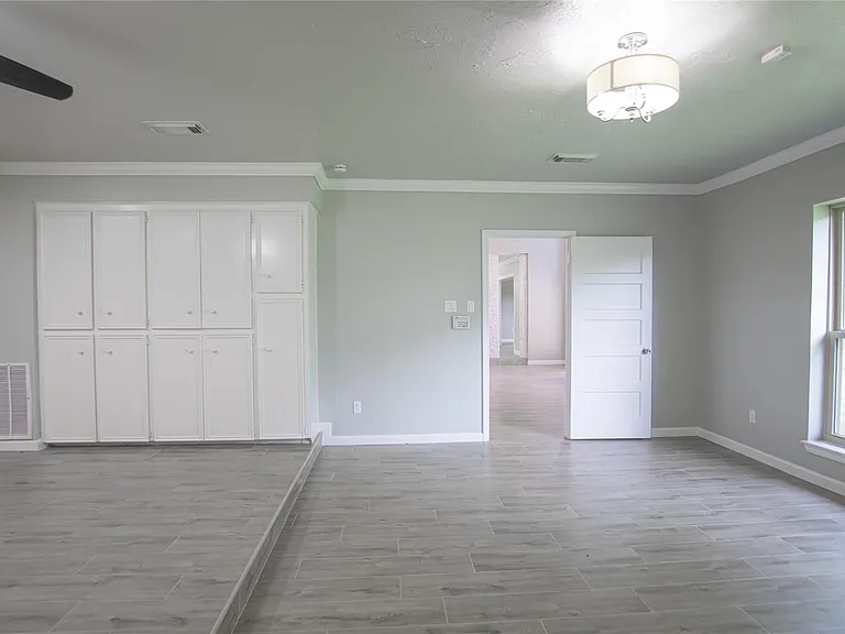 3406 Deerwood Ln — Photo 17