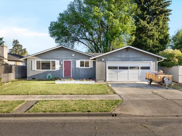 102 Dan Ave, Medford, OR 97501
