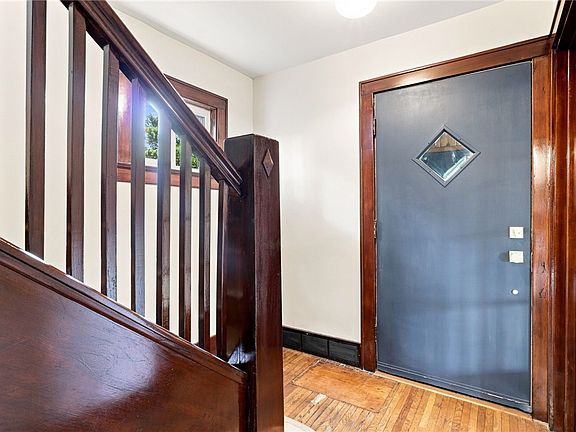 5th image of 56 Northlane Dr
