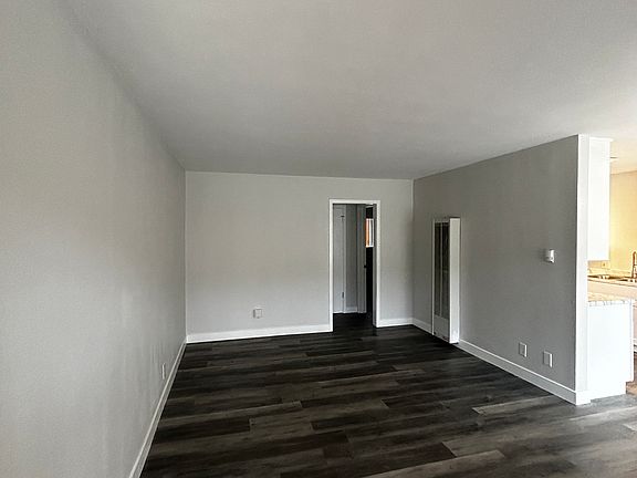 3rd image of 11111 Barclay Dr APT 3
