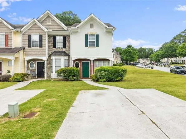 6087 Camden Forrest Cv, Riverdale, GA 30296