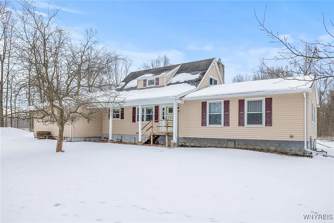 5520 Mayne Rd photo 1