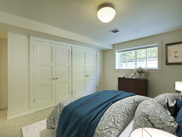 1645 Rambling Ln — Photo 35